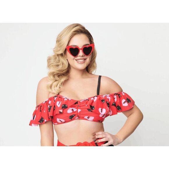 Emily the Strange x Unique Vintage Swim Top 1X | Red Cat Heart Print | Off Shoul - Picture 1 of 7